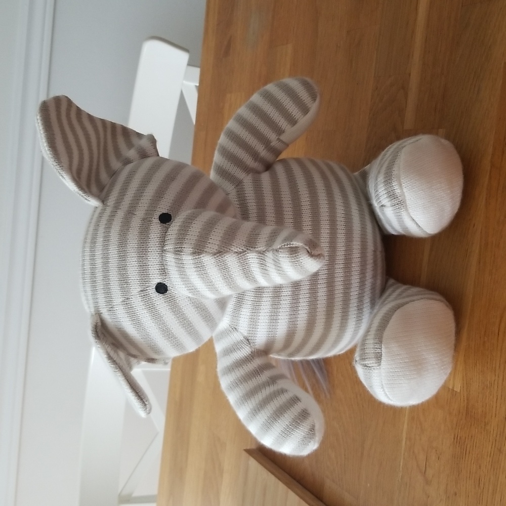 Elephant plush with heating pad